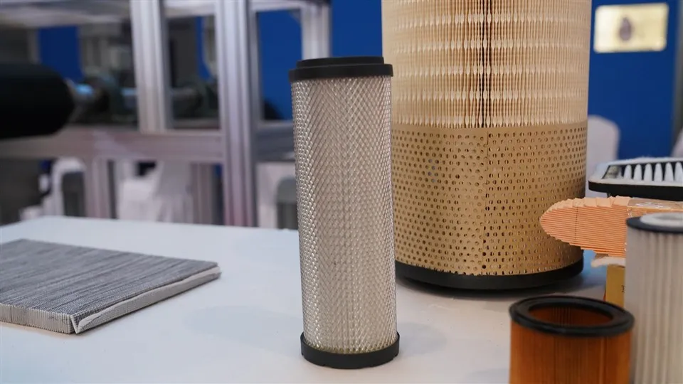 Hidlo Aer Injan P185069 P527682 RS3518 AF25139M C341300 Ar gyfer Tryc Dyletswydd Trwm