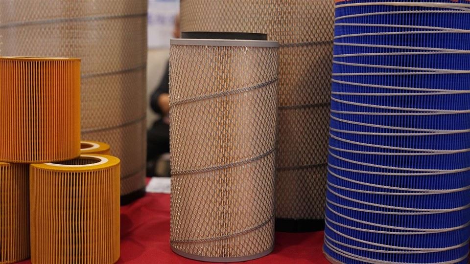 Industrial High Filtration Efficiency Polyester Dust Filter Cartridge With Inner Metal Mesh 33-2