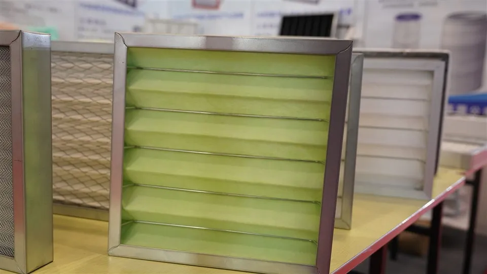 Proffesiynol M5 M6 F7 F8 F8 F9 Llogi Uchel Llwytho Bag Canolig Cyfryngau Cyfryngau PP Panel Hidlo Aer Panel Rholio Hidlo Pletio